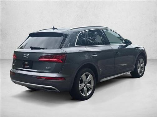 Manhattan Gray Metallic 2018 Audi Q5 2.0T Premium Plus