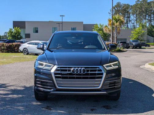 Navarra Blue Metallic 2018 Audi Q5 2.0T Premium Plus
