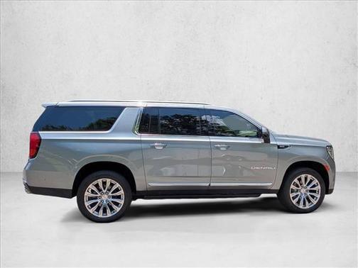 Sterling Metallic 2024 GMC Yukon XL Denali