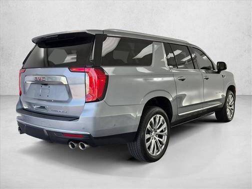 Sterling Metallic 2024 GMC Yukon XL Denali