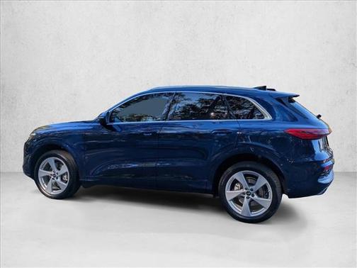 2025 Audi Q5 Premium Plus