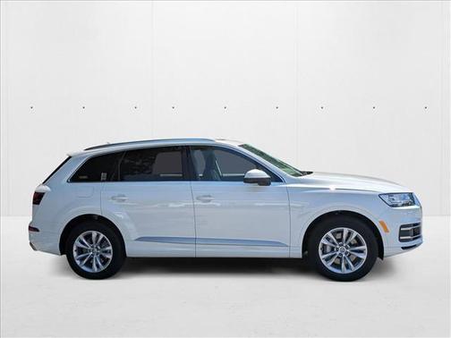 2019 Audi Q7 55 Premium Plus