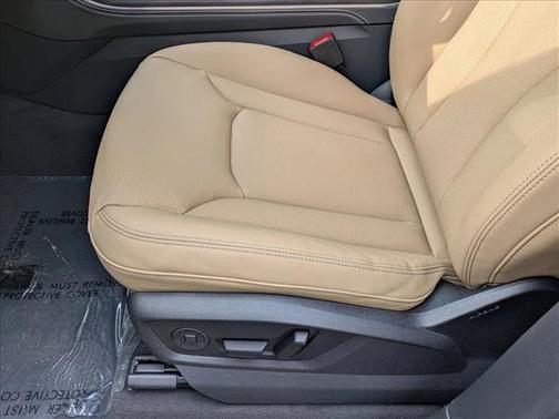 Mythos Black Metallic 2026 Audi Q7 45 Premium