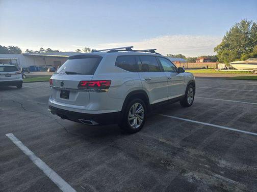 2021 Volkswagen Atlas 3.6L SE w/Technology
