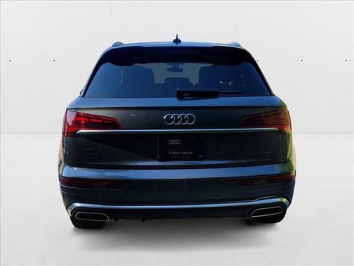 2024 Audi Q5 45 S line Premium
