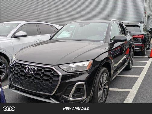 2023 Audi Q5 45 S line Premium Plus