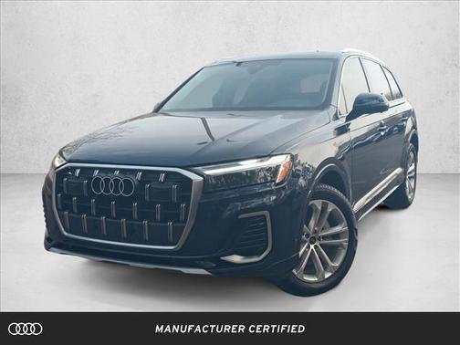 2025 Audi Q7 45 Premium Plus