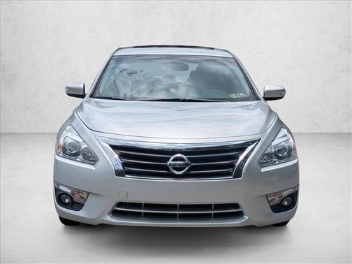 Brilliant Silver Metallic 2014 Nissan Altima 2.5 SV