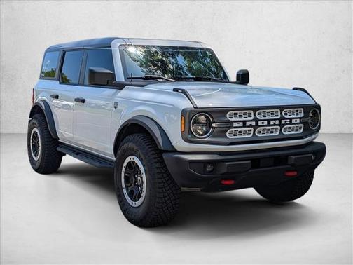 Oxford White 2024 Ford Bronco Big Bend