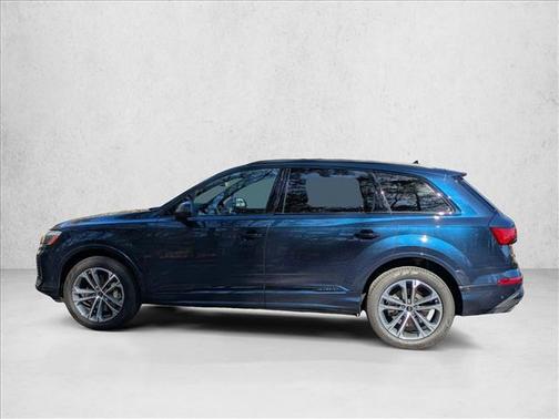 2025 Audi Q7 45 Premium