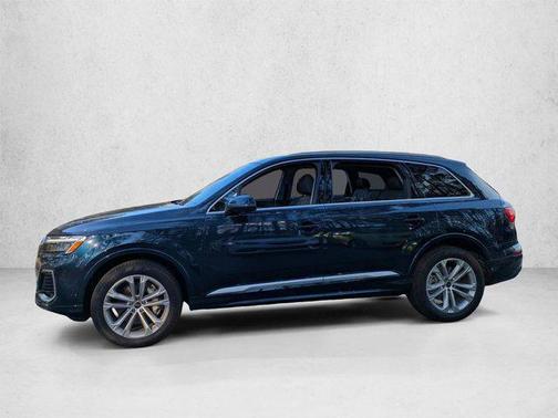 Waitomo Blue Metallic 2025 Audi Q7 45 Premium Plus