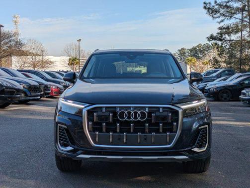 2025 Audi Q7 45 Premium Plus