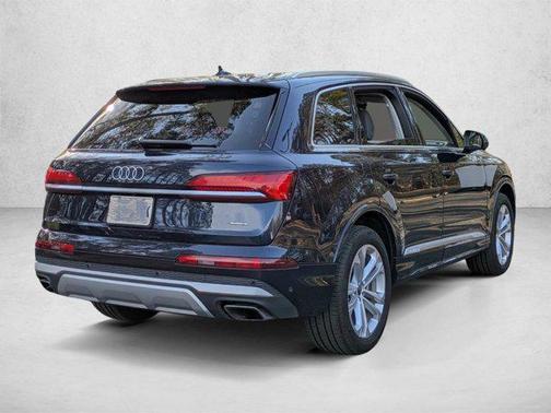 Waitomo Blue Metallic 2025 Audi Q7 45 Premium Plus