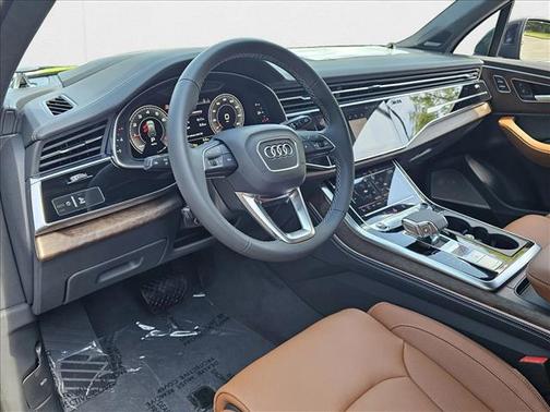 2025 Audi Q7 55 Prestige