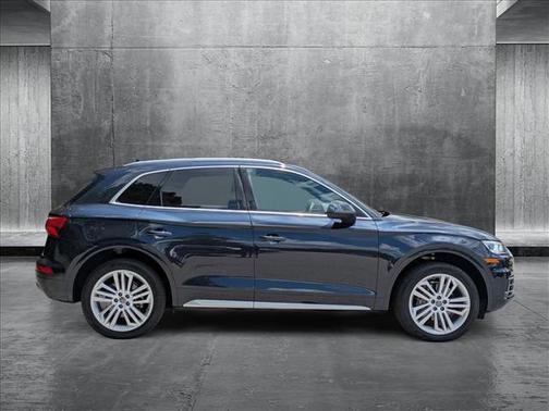 2020 Audi Q5 45 Premium Plus