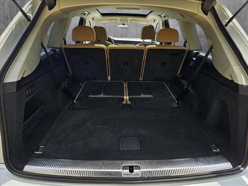 2025 Audi Q7 55 Premium