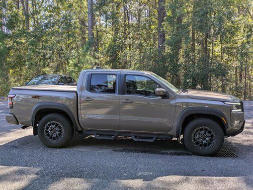 2024 Nissan Frontier PRO-4X