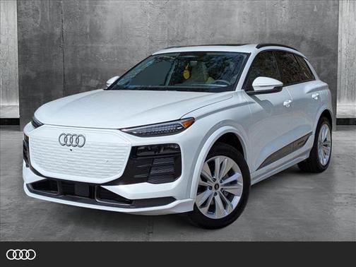 2025 Audi Q6 e-tron Premium Plus