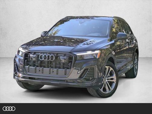 2026 Audi Q7 45 Premium