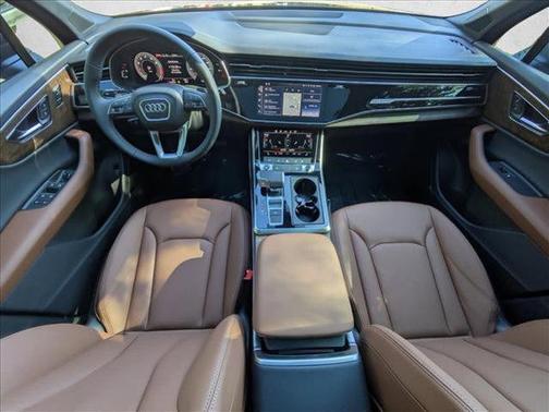 2026 Audi Q7 45 Premium