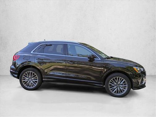 2022 Audi Q3 40 Premium