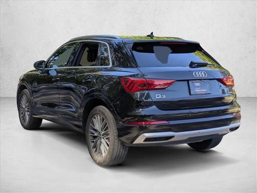2022 Audi Q3 40 Premium