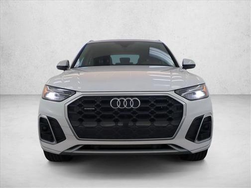 Ibis White 2023 Audi Q5 45 S line Premium