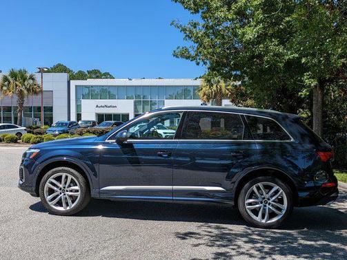 2025 Audi Q7 55 Premium Plus