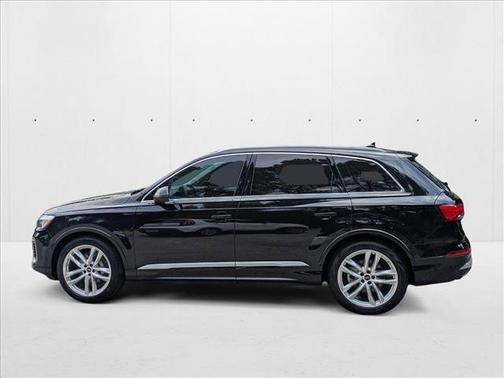 2025 Audi Q7 55 Premium Plus