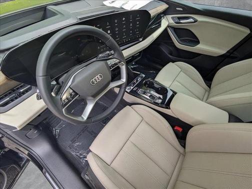 2025 Audi Q6 e-tron Premium Plus quattro