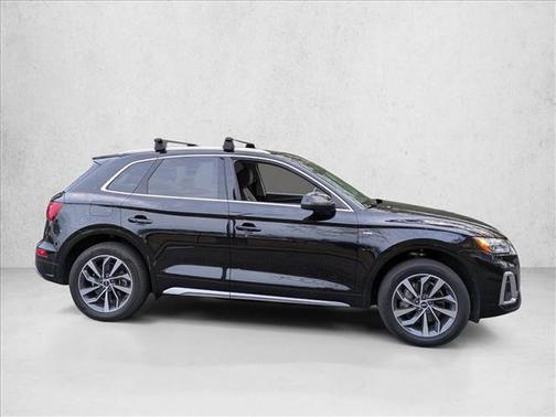 2022 Audi Q5 45 S line Premium