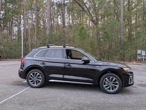 2022 Audi Q5 45 S line Premium
