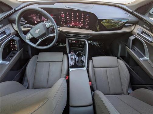 2025 Audi Q5 Premium Plus