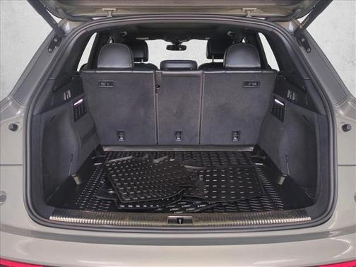 Chronos Gray Metallic 2023 Audi SQ5 3.0T Prestige