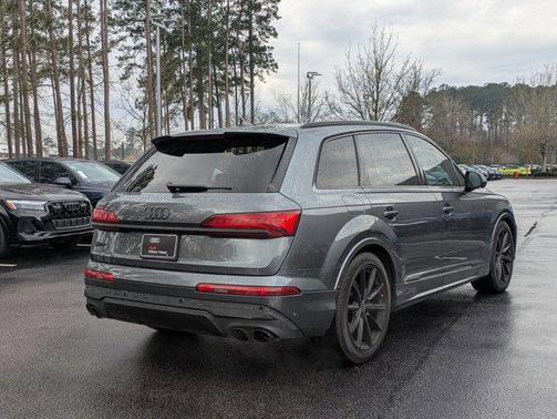 2022 Audi SQ7 4.0T Premium Plus