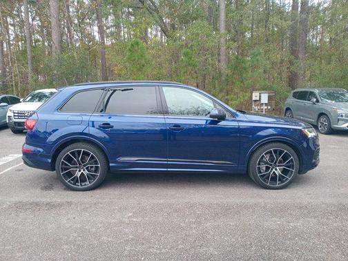 2021 Audi Q7 55 Prestige