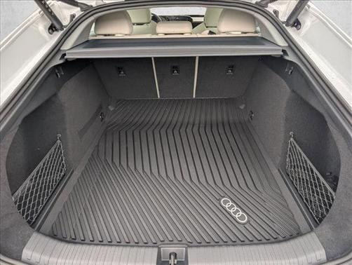 2025 Audi A6 e-tron Premium Plus