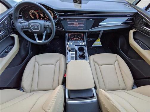 2026 Audi Q7 45 Premium
