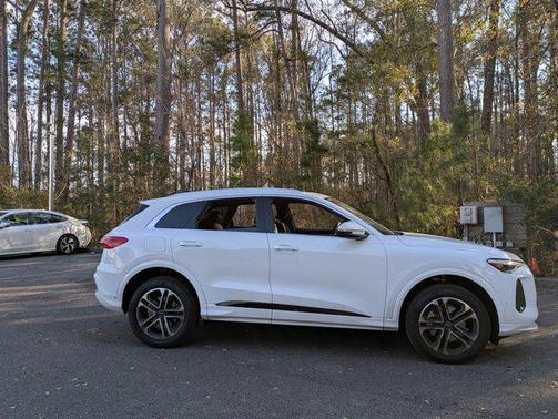 2025 Audi Q5 Premium Plus TFSI quattro S tronic