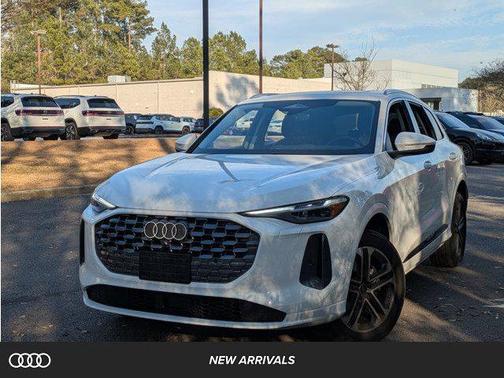 2025 Audi Q5 Premium Plus TFSI quattro S tronic