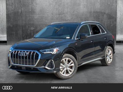 2024 Audi Q3 Premium 45 TFSI S line quattro Tiptronic