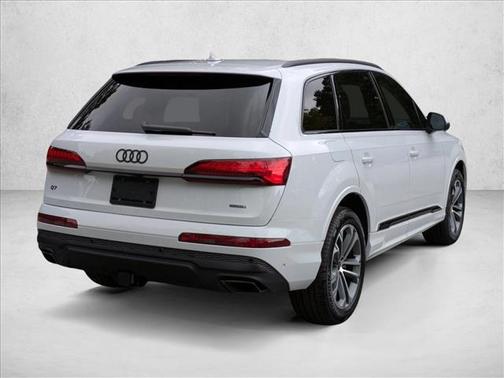2026 Audi Q7 55 Premium