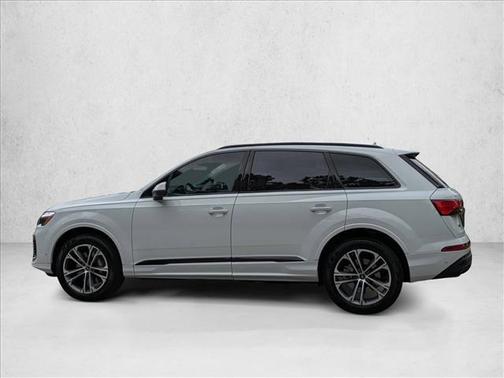 2026 Audi Q7 55 Premium