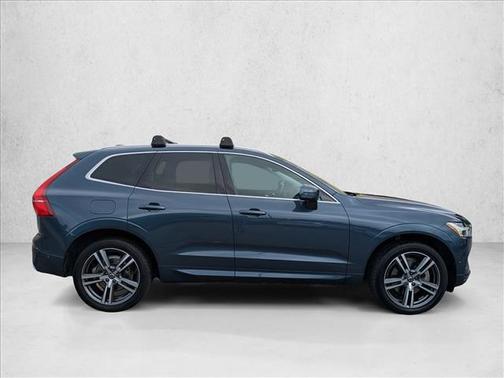 2019 Volvo XC60 T6 Momentum