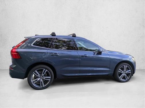 2019 Volvo XC60 T6 Momentum