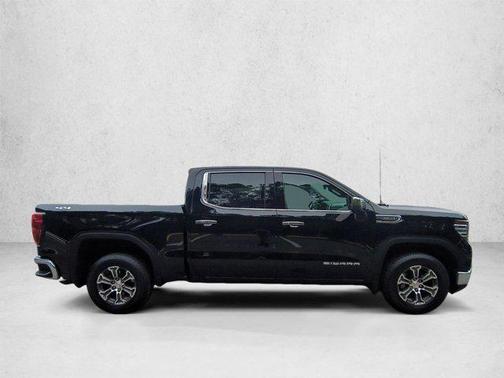 Onyx Black 2025 GMC Sierra 1500 SLT