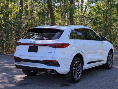 Arkona White 2026 Audi Q5 Premium