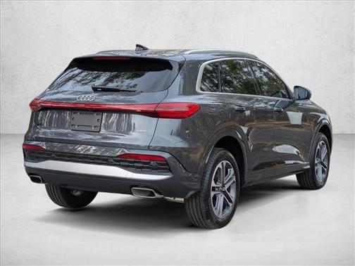 2025 Audi Q5 Premium