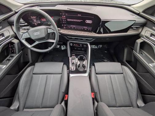 2025 Audi Q5 Premium Plus TFSI quattro S tronic