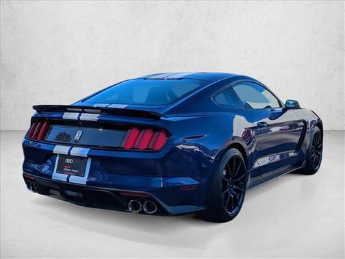 2016 Ford Shelby GT350 Base